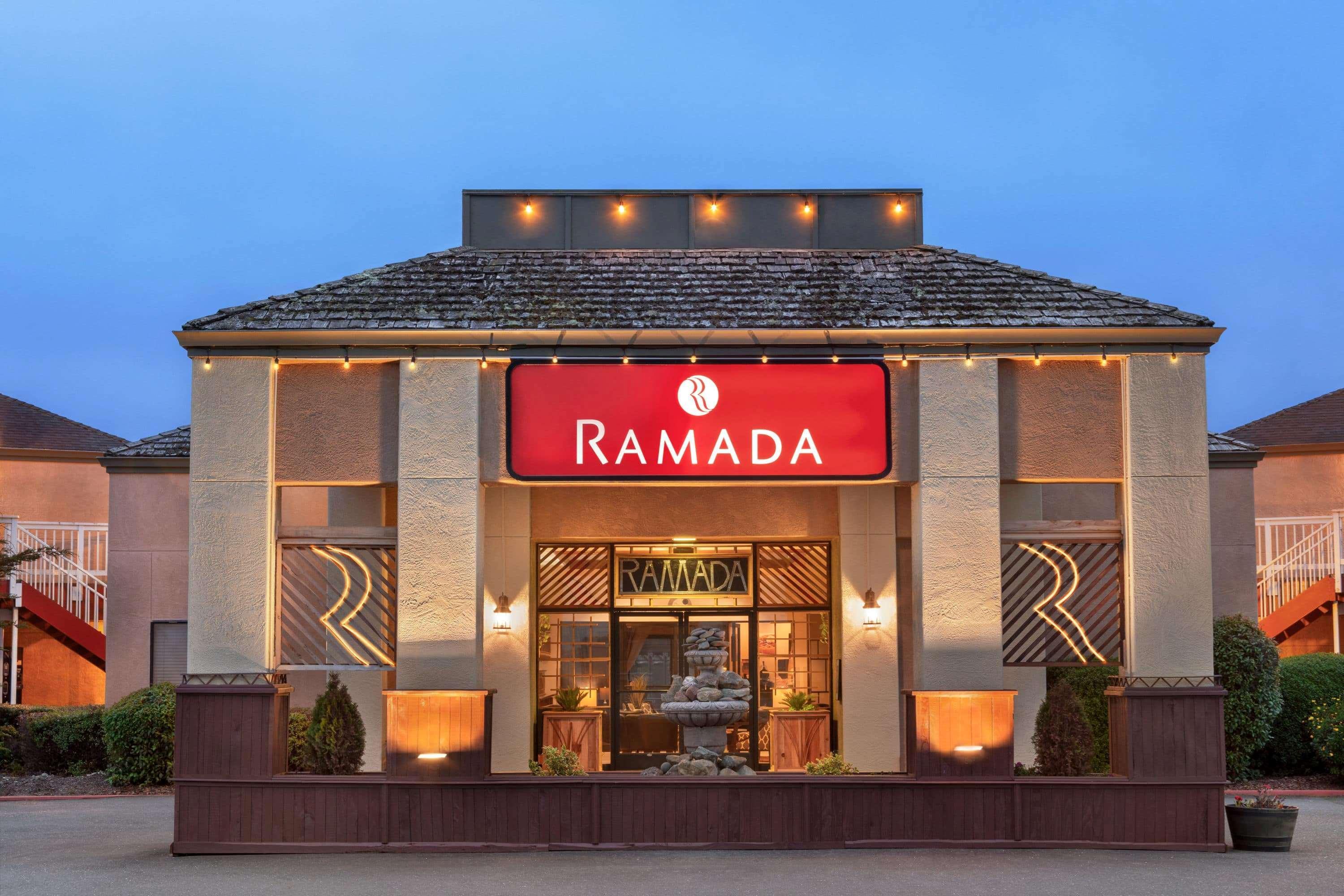 Ramada By Wyndham Arcata Hotel Exterior photo